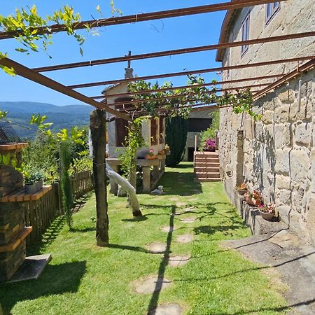 Casa Rural O Carballo Da Pedra La Caniza Екстер'єр фото