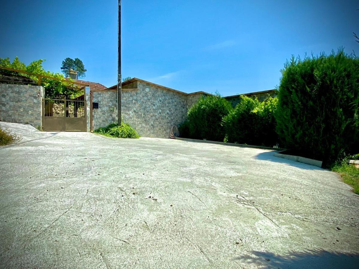 Casa Rural O Carballo Da Pedra La Caniza Екстер'єр фото