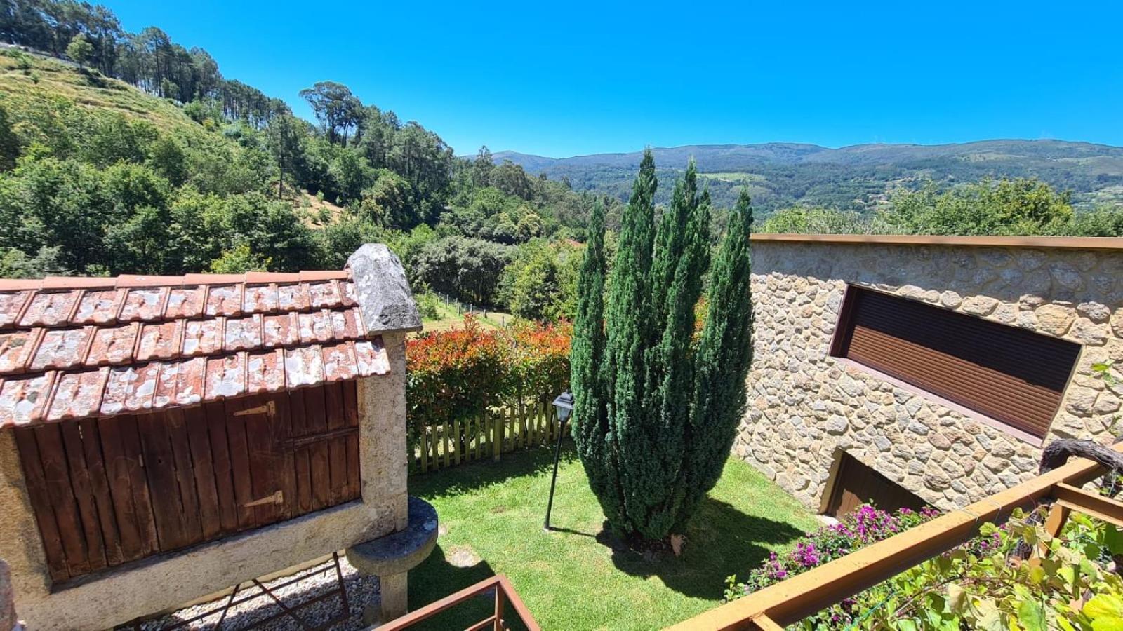 Casa Rural O Carballo Da Pedra La Caniza Екстер'єр фото